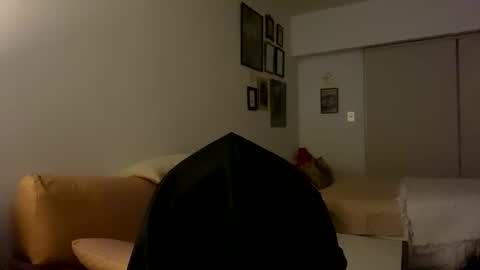 Snapshot of hornybaby675 chatting on 24, 4, 2026 Tina baby online show from 24, 4, 2026