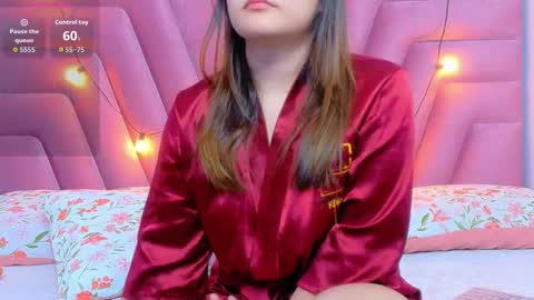 Snapshot of hornybarelylegalgirl chatting on 4, 2, 2026 Khloe online show from 4, 2, 2026