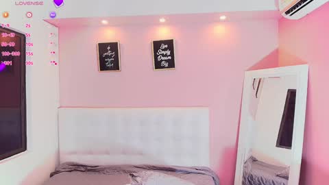 Valentina  online show from 17, 1, 2025