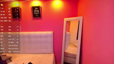 Valentina  online show from 4, 3, 2025