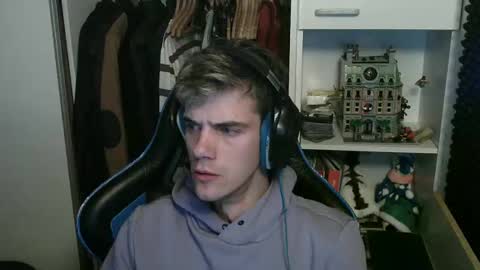 Snapshot of hornyjoey1 chatting on 13, 11, 2025 Joey online show from 13, 11, 2025