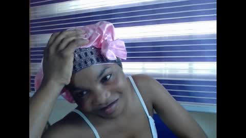 Snapshot of hornyxbum chatting on 7, 12, 2024 hornyxbum online show from 7, 12, 2024