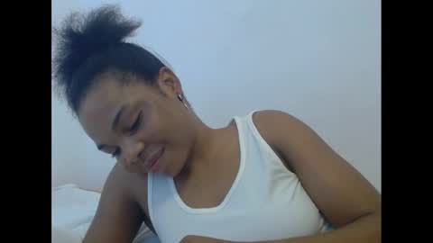 Snapshot of hornyxbum chatting on 11, 3, 2025 hornyxbum online show from 11, 3, 2025