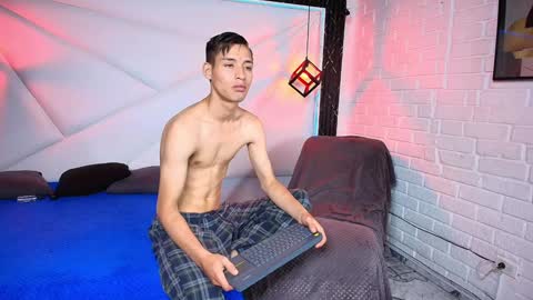 Snapshot of horus_at chatting on 2, 2, 2025 horus_at online show from 2, 2, 2025