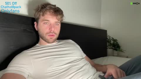 Snapshot of hot8pack01 chatting on 9, 12, 2024 Edward aka Wolf online show from 9, 12, 2024