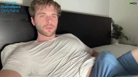 Snapshot of hot8pack01 chatting on 8, 1, 2025 Edward aka Wolf online show from 8, 1, 2025