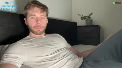 Snapshot of hot8pack01 chatting on 16, 2, 2025 Edward aka Wolf online show from 16, 2, 2025