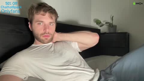 Snapshot of hot8pack01 chatting on 5, 3, 2025 Edward aka Wolf online show from 5, 3, 2025