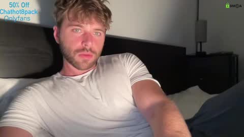 Snapshot of hot8pack01 chatting on 15, 9, 2025 Edward aka Wolf online show from 15, 9, 2025