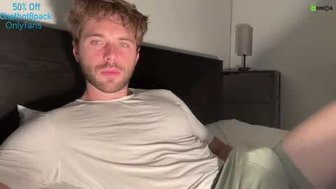 Snapshot of hot8pack01 chatting on 13, 10, 2025 Edward aka Wolf online show from 13, 10, 2025