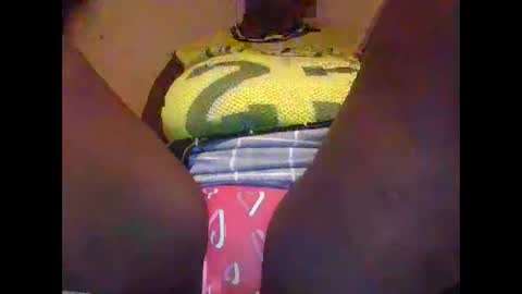 Snapshot of hot_alynn chatting on 4, 10, 2025 ALLYN online show from 4, 10, 2025