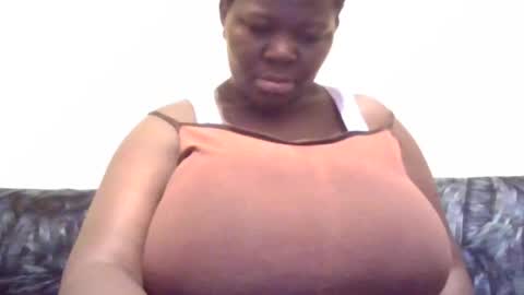 Snapshot of hot_alynn chatting on 20, 7, 2026 ALLYN online show from 20, 7, 2026