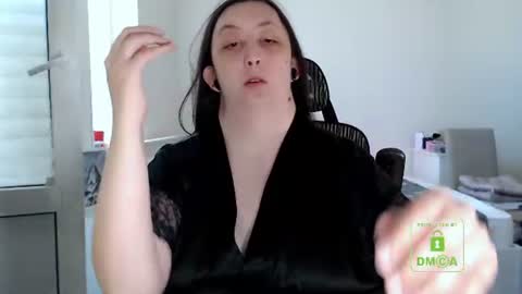 Snapshot of hot_and_pretty chatting on 10, 6, 2026 Lila online show from 10, 6, 2026