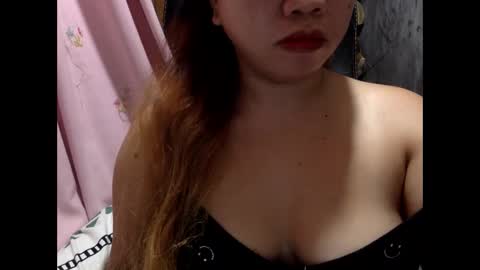 hot_april214 online show from 19, 12, 2025