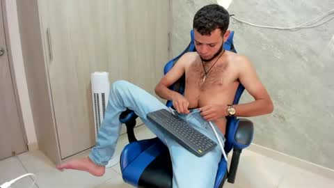 Snapshot of hot_bad_boy69 chatting on 10, 7, 2026 hot bad boy69 online show from 10, 7, 2026