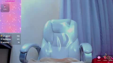 Snapshot of hot_beauty__ chatting on 29, 1, 2025 VALENTINA online show from 29, 1, 2025