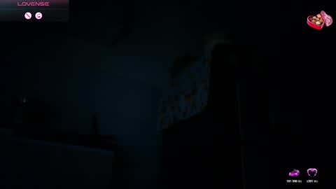 Snapshot of hot_beauty__ chatting on 19, 11, 2025 VALENTINA online show from 19, 11, 2025
