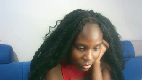 Snapshot of hot_berry2003 chatting on 10, 9, 2025 Millie online show from 10, 9, 2025