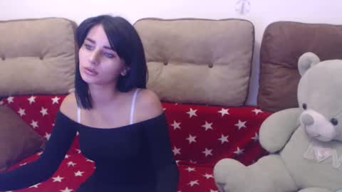 Snapshot of hot_bruny chatting on 8, 9, 2025 Bruny online show from 8, 9, 2025