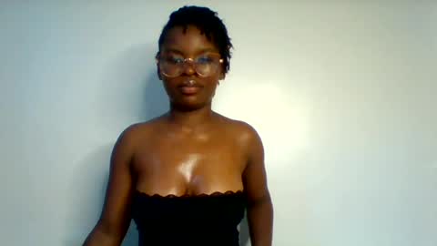 Snapshot of hot_cammy08 chatting on 15, 6, 2026 sweet cammy online show from 15, 6, 2026
