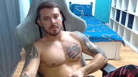 hot_cap_77 online show from 23, 10, 2025