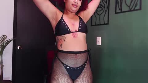 Snapshot of hot_chocolate_4u chatting on 28, 2, 2026 hot chocolate 4u online show from 28, 2, 2026