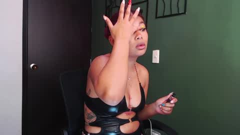 hot chocolate 4u online show from 13, 4, 2026