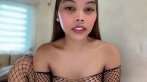 Snapshot of hot_falling_devilxx chatting on 12, 5, 2026 online show from 12, 5, 2026