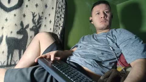 hot_guy36 online show from 19, 3, 2026