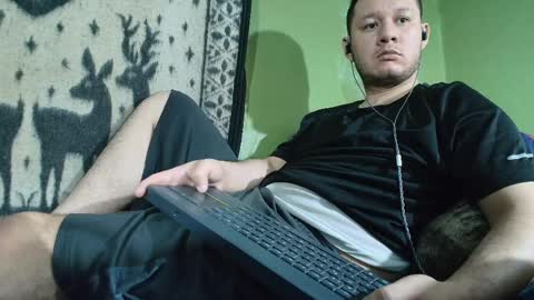 Snapshot of hot_guy36 chatting on 19, 4, 2026 hot_guy36 online show from 19, 4, 2026