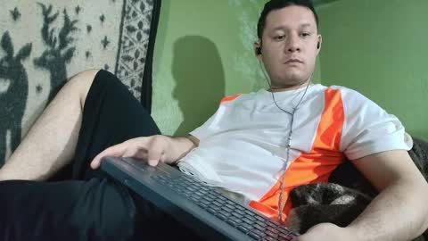 Snapshot of hot_guy36 chatting on 27, 4, 2026 hot_guy36 online show from 27, 4, 2026