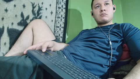 Snapshot of hot_guy36 chatting on 19, 5, 2026 hot_guy36 online show from 19, 5, 2026
