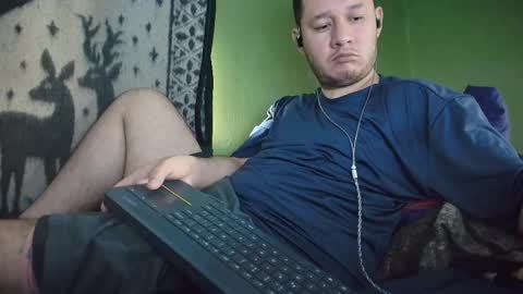Snapshot of hot_guy36 chatting on 24, 5, 2026 hot_guy36 online show from 24, 5, 2026
