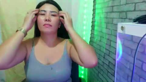 hot_marilou online show from 8, 4, 2026