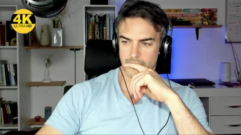 Snapshot of hot_martin25 chatting on 20, 1, 2025 Martin online show from 20, 1, 2025