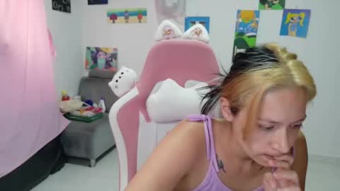 Mia online show from 11, 2, 2026