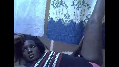 RAYLAH online show from 15, 12, 2025