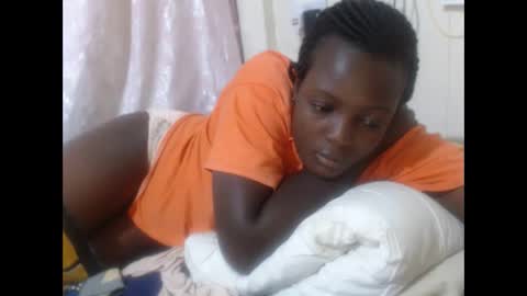 RAYLAH online show from 27, 2, 2026