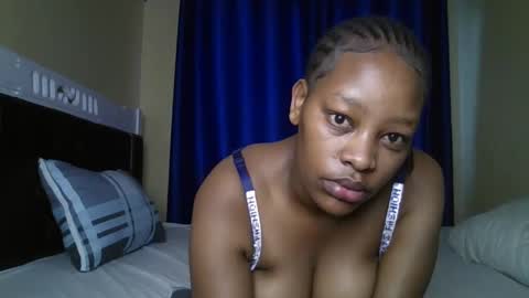 Snapshot of hot_sexxxy_bitch chatting on 28, 5, 2026 Amanda online show from 28, 5, 2026