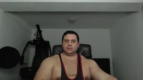 Snapshot of hot_stefano1 chatting on 16, 11, 2025 Stefano.. online show from 16, 11, 2025