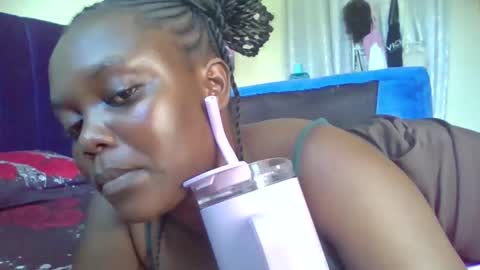 Snapshot of hot_sweetgal chatting on 29, 4, 2026 sweetserene online show from 29, 4, 2026