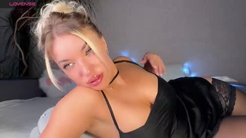 Snapshot of hotalika chatting on 5, 10, 2025 Alika online show from 5, 10, 2025