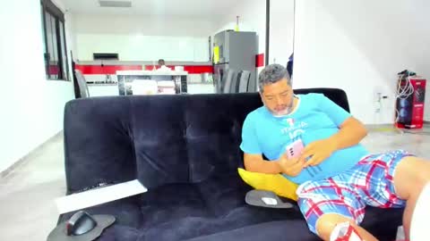 hotandfierylatinos online show from 5, 2, 2026