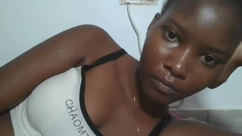 Snapshot of hotbabbee chatting on 21, 6, 2026 love online show from 21, 6, 2026