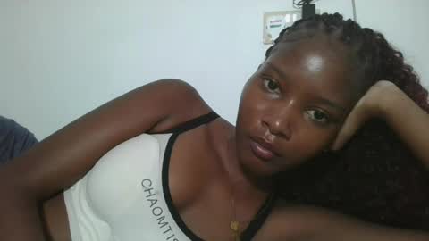 Snapshot of hotbabbee chatting on 29, 6, 2026 love online show from 29, 6, 2026