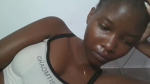 Snapshot of hotbabbee chatting on 14, 7, 2026 love online show from 14, 7, 2026