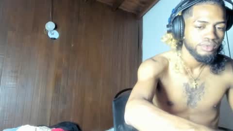 Snapshot of hotbody22_ chatting on 12, 7, 2026 hotbody22_ online show from 12, 7, 2026