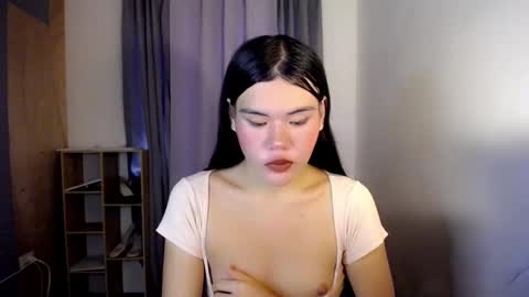 Snapshot of hotbunnyrainx chatting on 6, 11, 2025 rain online show from 6, 11, 2025