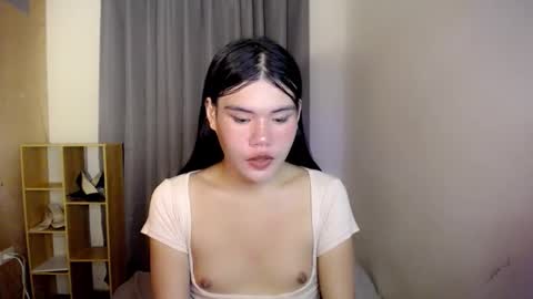 Snapshot of hotbunnyrainx chatting on 18, 11, 2025 rain online show from 18, 11, 2025