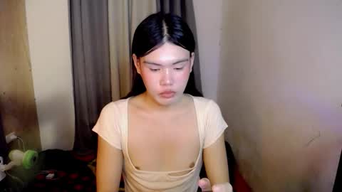 Snapshot of hotbunnyrainx chatting on 25, 4, 2026 rain online show from 25, 4, 2026